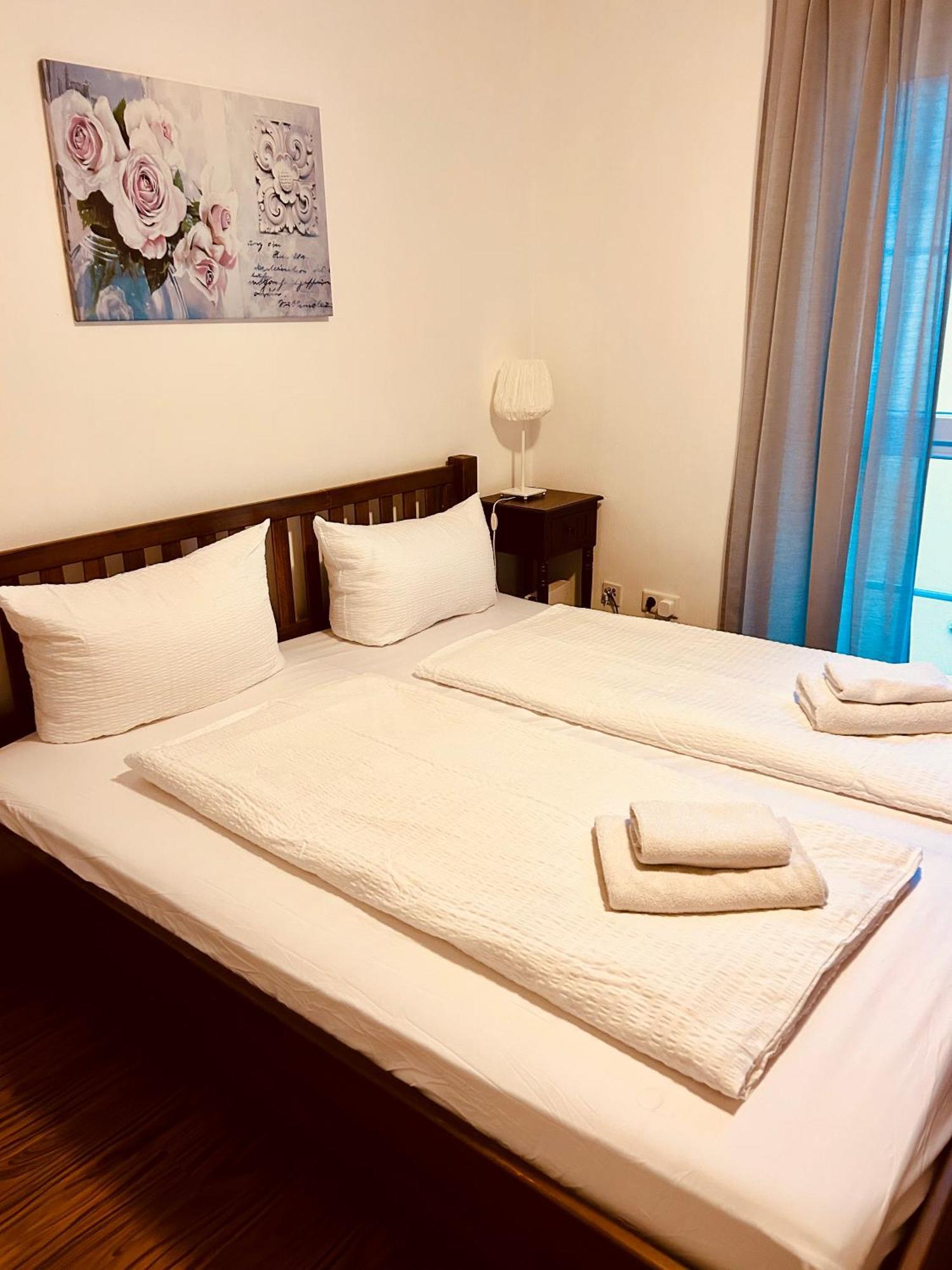 Maxim Apartment