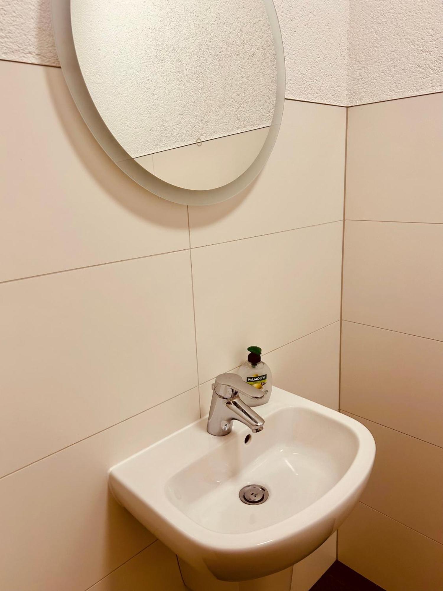 Maxim Apartment *