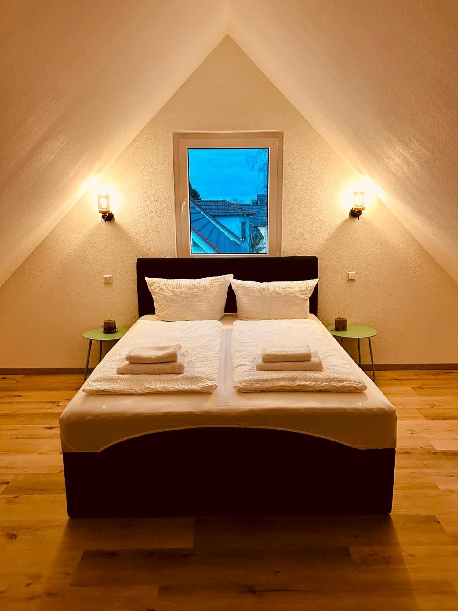 Maxim Apartment *